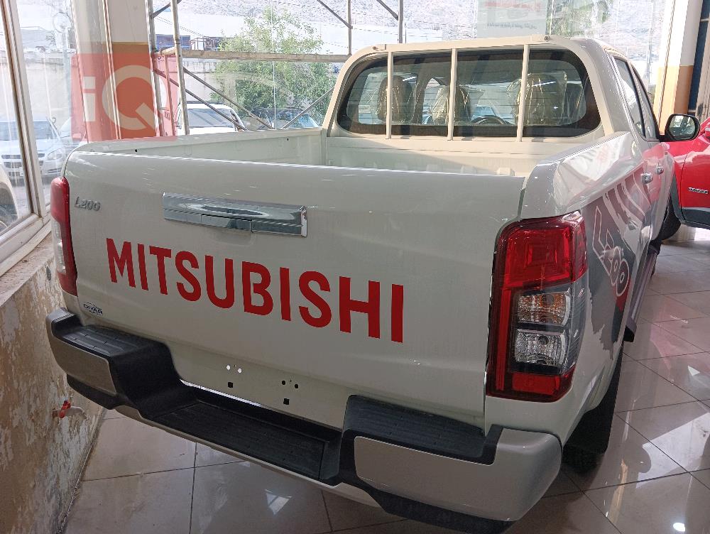 ميتسوبيشي L200